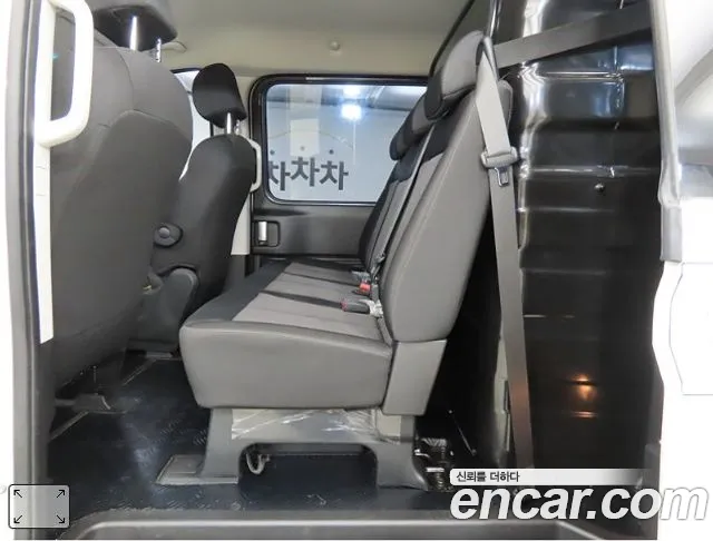 Hyundai Staria — Фото автомобиля 11