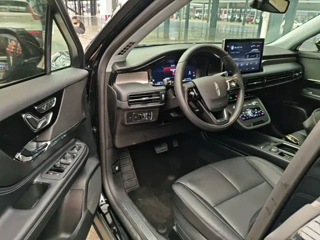 Lincoln Adventurer 2022 2.0T 2WD Deluxe Edition — Фото автомобиля 15