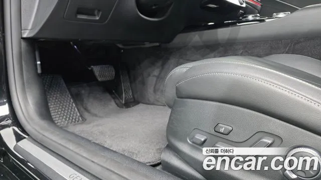 Genesis G80 Бензин 3.5 турбо AWD — Фото автомобиля 30