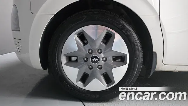 Hyundai Staria Staria 4WD Tourer 9 мест — Фото автомобиля 5