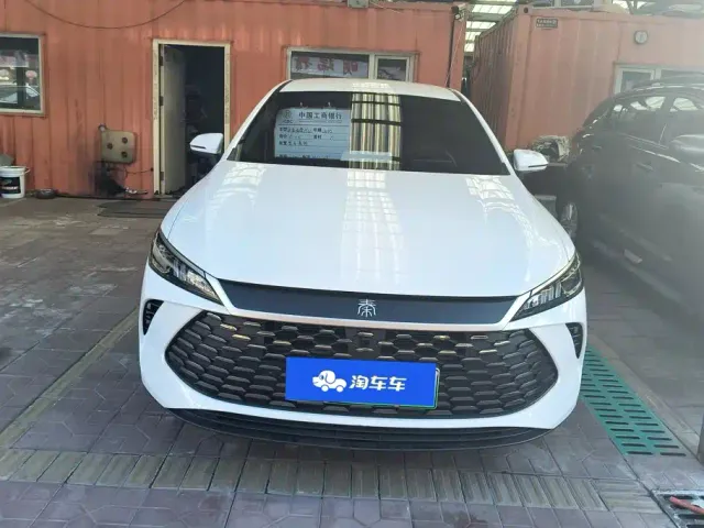 BYD Qin PLUS — Фото автомобиля 2