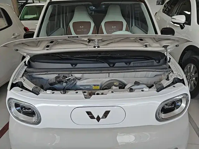 Wuling Hongguang Mini EV — Фото автомобиля 19