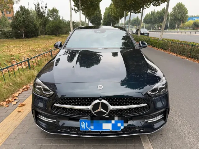 Mercedes-Benz C-Class — Фото автомобиля 2