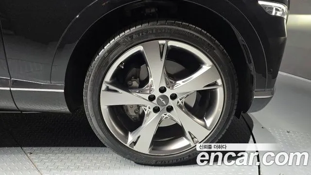 Genesis GV80 2.5T Бензин AWD — Фото автомобиля 5