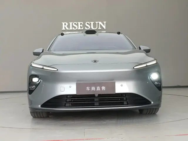 Nio ET7 — Фото автомобиля 2