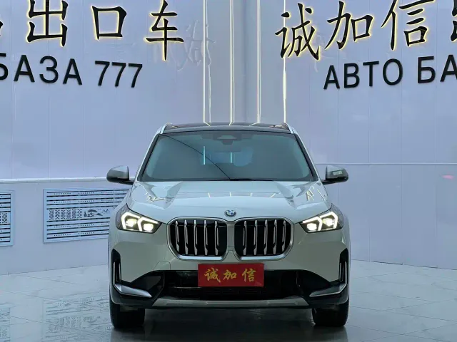 BMW X1 — Фото автомобиля 2