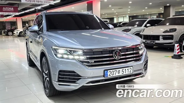 Volkswagen Touareg Generation 3 — Фото автомобиля 3