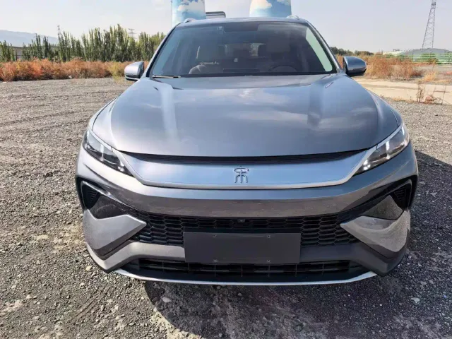 BYD Song Pro — Фото автомобиля 2