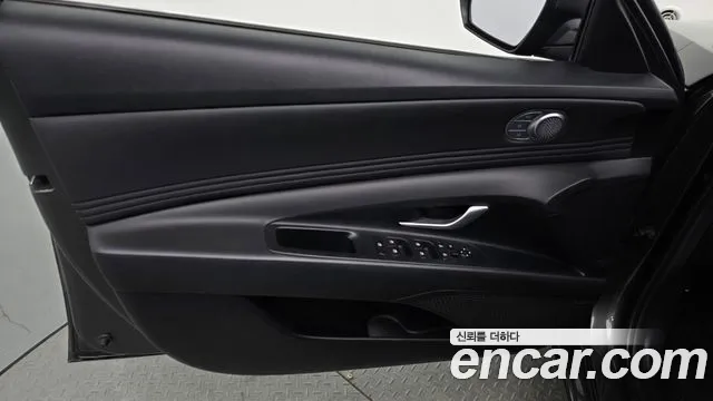 Hyundai Avante CN7 — Фото автомобиля 13
