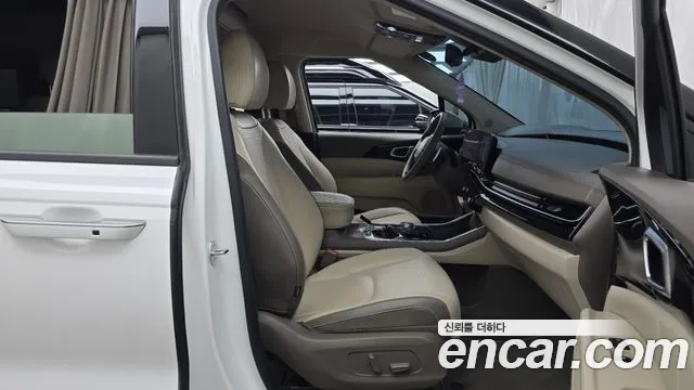 Kia Carnival 4th Gen — Фото автомобиля 16