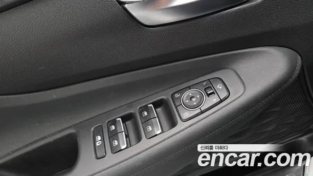 Hyundai Santafe Новый Santa Fe Дизель 2.2 4WD — Фото автомобиля 16