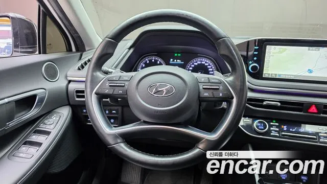 Hyundai Sonata — Фото автомобиля 19