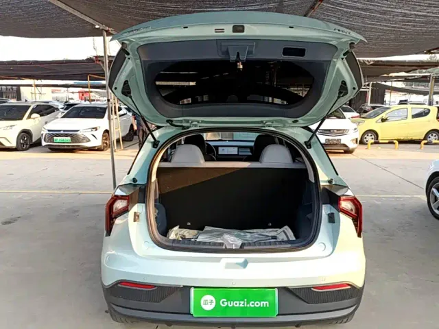 Geely Geometry E Firefly — Фото автомобиля 18