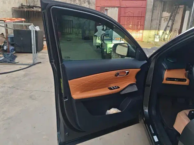 Geely Galaxy Starship 7 EM-i — Фото автомобиля 7