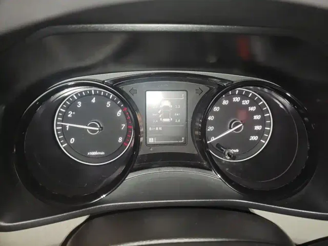 Wuling Zhengcheng — Фото автомобиля 3