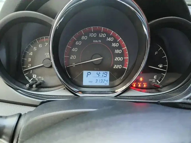 Toyota Vios — Фото автомобиля 4