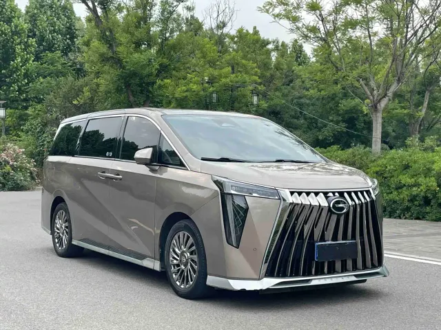 GAC Trumpchi M8 — Фото автомобиля 3