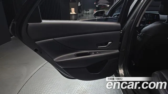 Hyundai Avante CN7 — Фото автомобиля 14