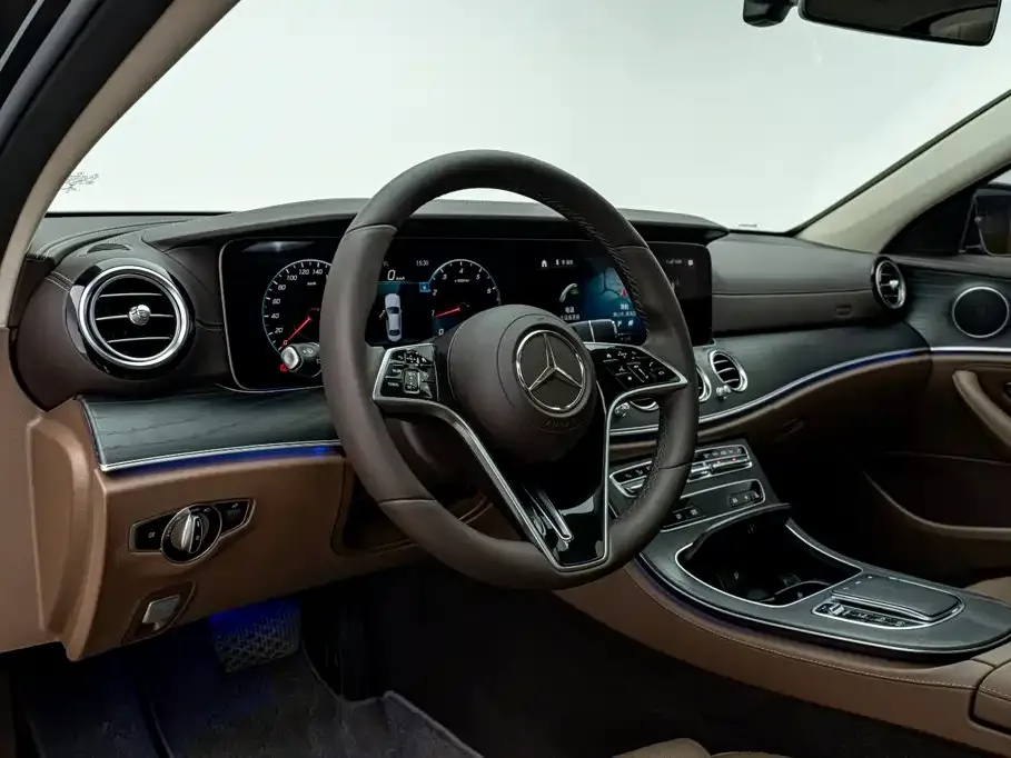 Mercedes-Benz Mercedes-Benz E-Class 2022 Facelift E 300 L Fashion Style — Фото автомобиля 22
