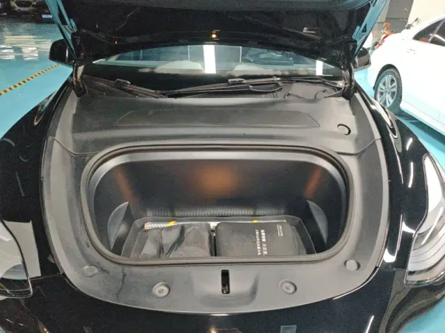 Tesla Model Y 2023 Rear-Wheel Drive Edition — Фото автомобиля 19