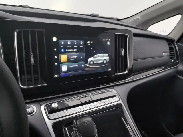 GAC Trumpchi M8 — Фото автомобиля 12