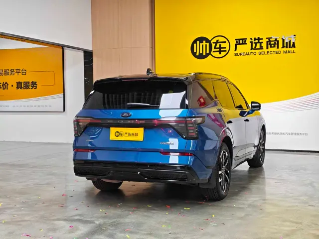 Ford Edge — Фото автомобиля 4