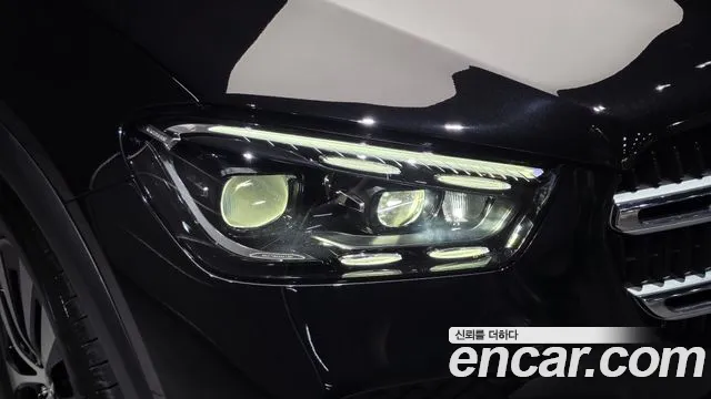 Mercedes-Benz GLE-Class — Фото автомобиля 17