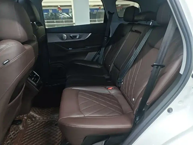 Chery Tiggo 8 PRO — Фото автомобиля 16