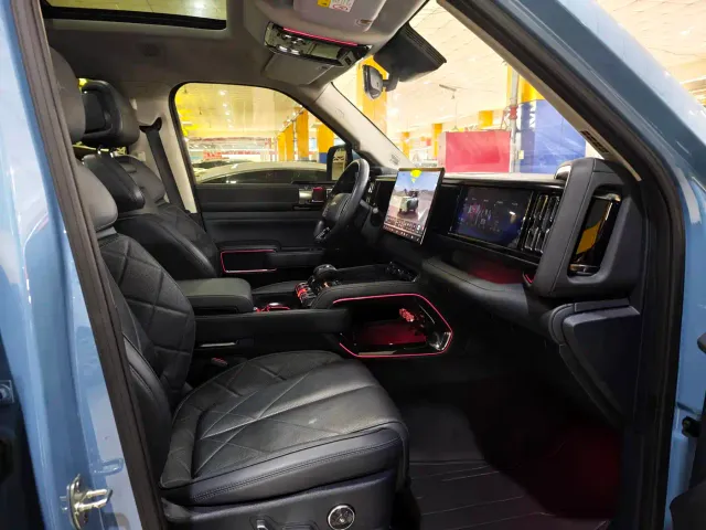 BYD FangChengBao Leopard 5 — Фото автомобиля 22