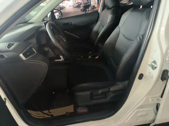 Toyota Corolla Cross — Фото автомобиля 14