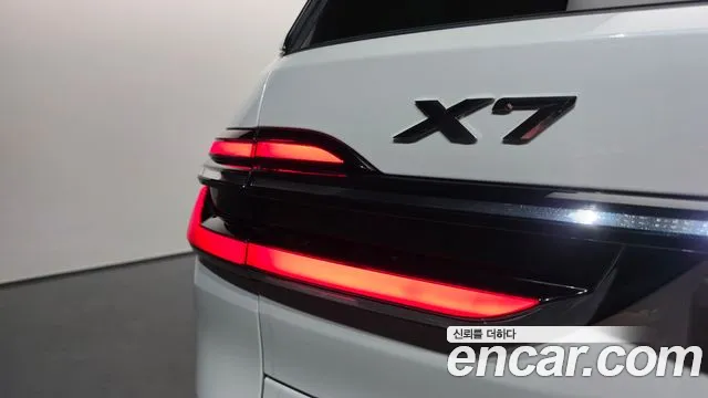 BMW X7 — Фото автомобиля 20