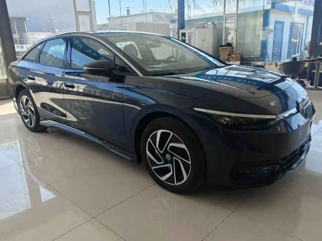 Volkswagen ID.7 Vizzion — Фото автомобиля 4