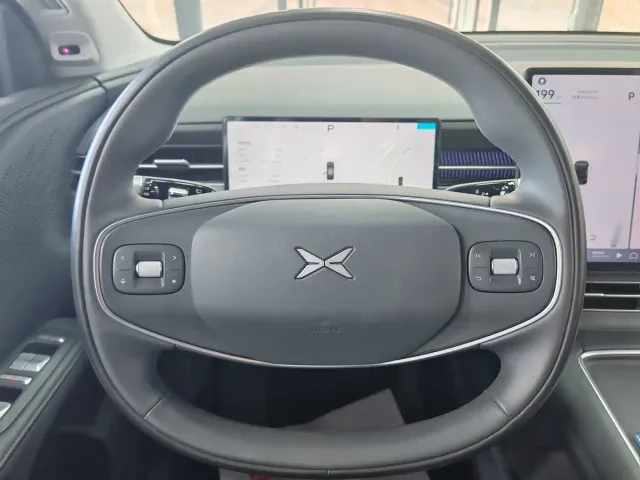Xpeng G6 — Фото автомобиля 11