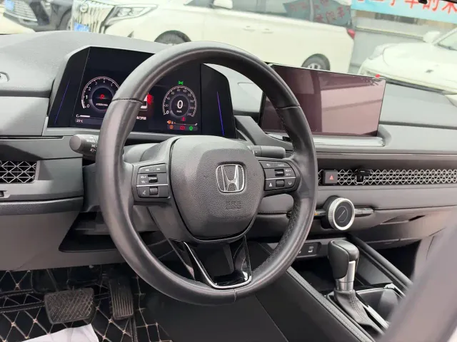 Honda Accord — Фото автомобиля 17