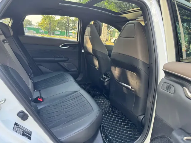 Changan Eado — Фото автомобиля 6