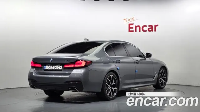 BMW 5-Series — Фото автомобиля 2