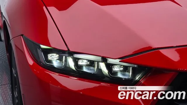 Ford Mustang — Фото автомобиля 20