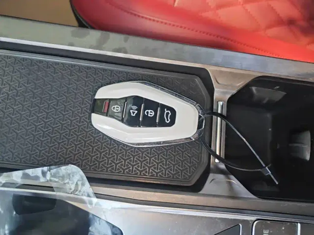Jetour X70 Plus — Фото автомобиля 8