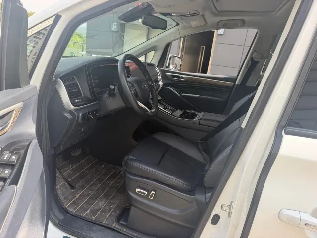 GAC Trumpchi M8 — Фото автомобиля 7