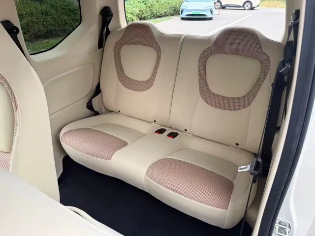 Wuling Hongguang Mini EV — Фото автомобиля 11