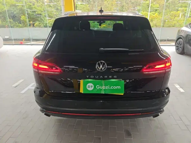 Volkswagen Touareg — Фото автомобиля 5