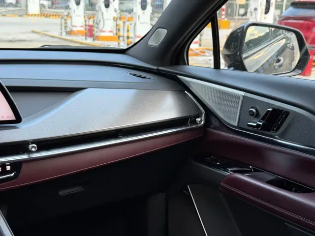 Cadillac XT5 — Фото автомобиля 19