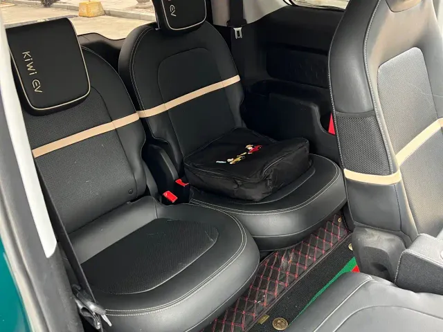 Baojun KiWi EV — Фото автомобиля 10