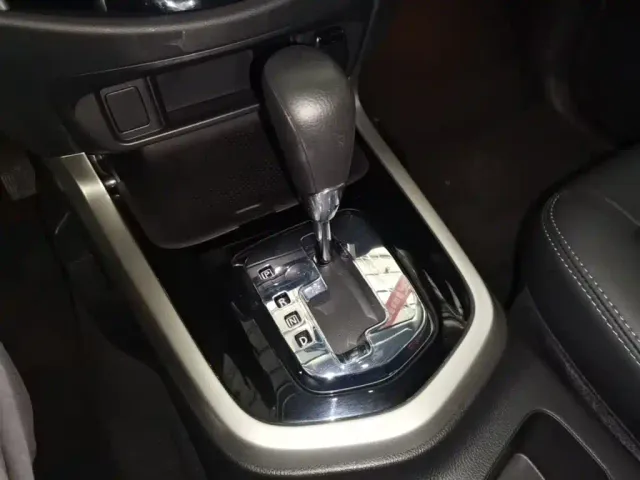 Nissan Terra — Фото автомобиля 13