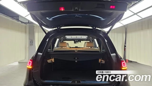 Mercedes-Benz GLS-Class — Фото автомобиля 21