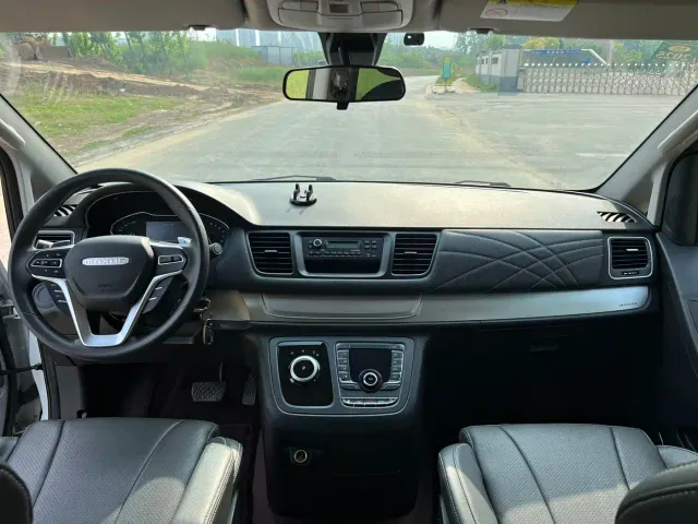 Maxus G20 — Фото автомобиля 12