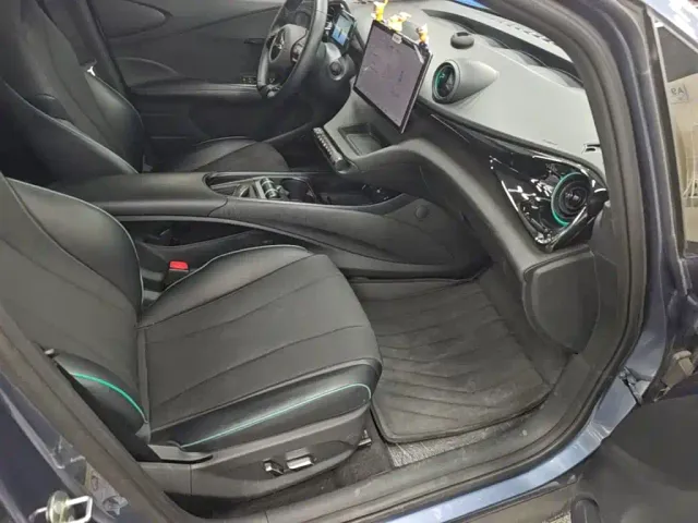 BYD Dolphin 2024 Glory Edition 420km Fashion Edition — Фото автомобиля 24
