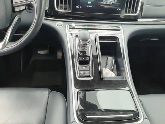 GAC Trumpchi M8 — Фото автомобиля 13