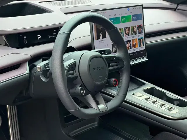 Xiaomi SU7 — Фото автомобиля 13
