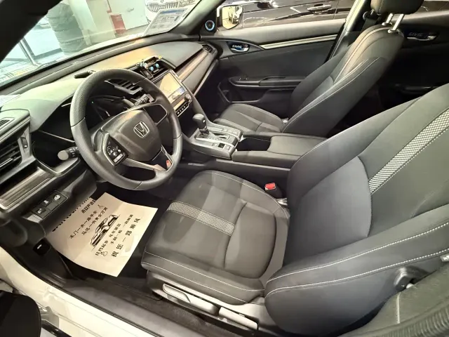 Honda Civic — Фото автомобиля 4